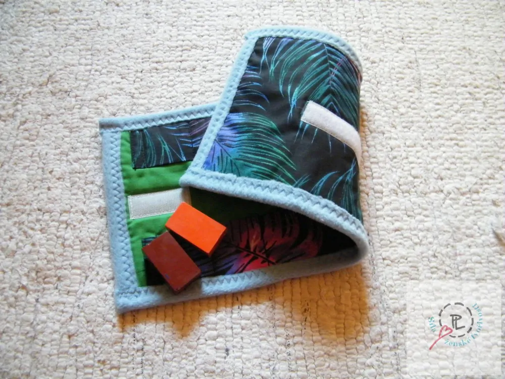 Penál pouze na bločky STRAKATÝ