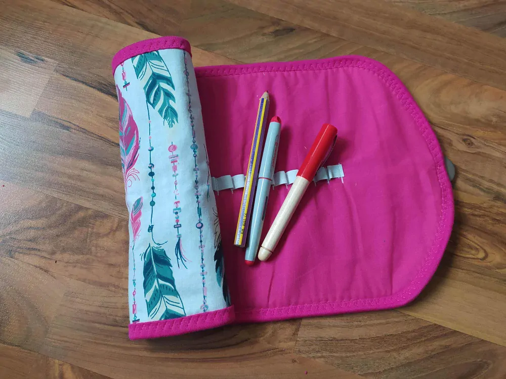 Pastelkovík PEŘÍČKA 