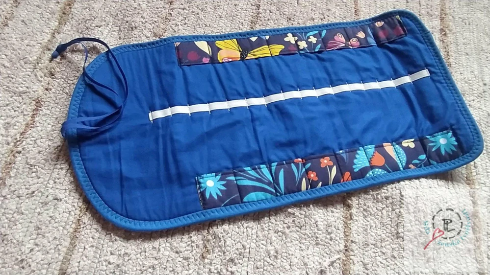 Waldorfský penál na bločky a pastely MOTÝLCI