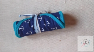 Penál na bločky a pastely KOTVY tkanička