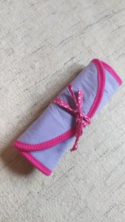 Penál na bločky a pastely RŮŽOVO-FIALOVÝ