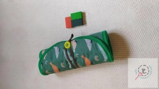Waldorfský penál na bločky a pastely VELRYBY 16+16