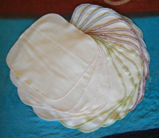 Látkové ubrousky k otírání SET 16 ks > 22x22 cm