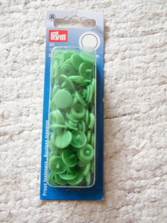 Plastové patentky 30 sad