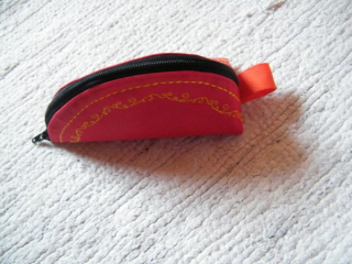 Penálek - furtrálek ČERVENÝ